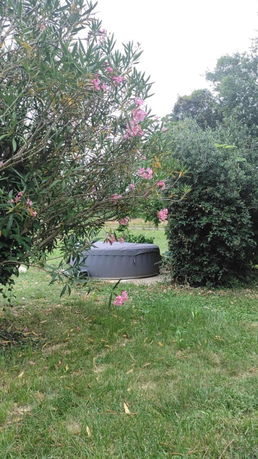 오슈 Chez Chapelle In The Heart Of The Gascony With Pool And Hot Tub 아파트 외부 사진